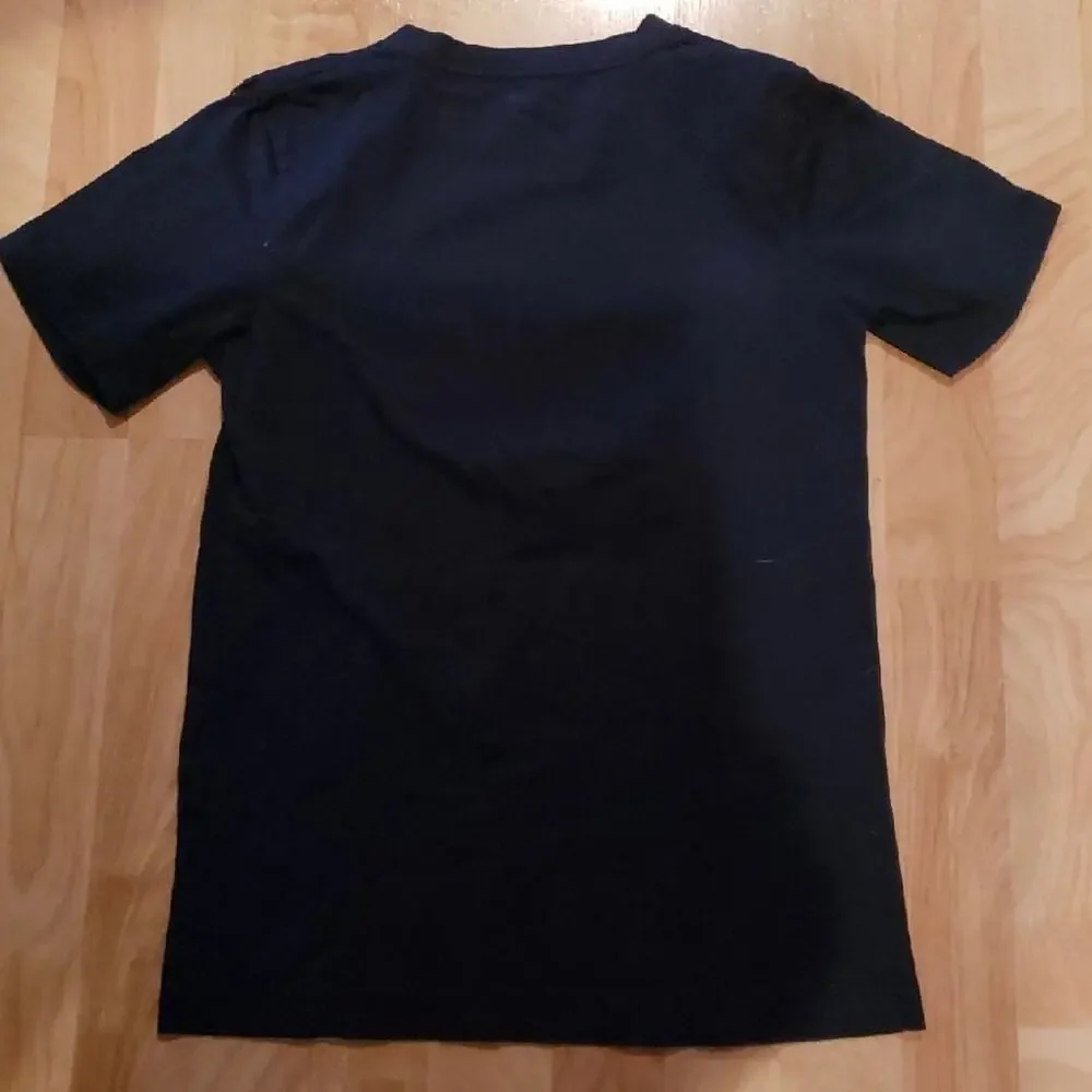 Nike SB Boy’s LG Black Graphic T-shirt